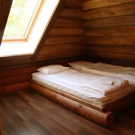 Isakaru Puhkemaja * Otepaa