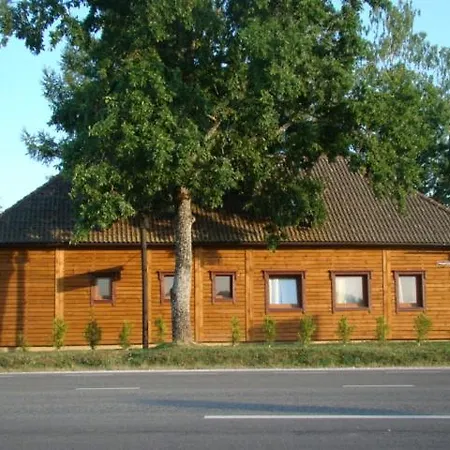 Isakaru Puhkemaja * Otepää