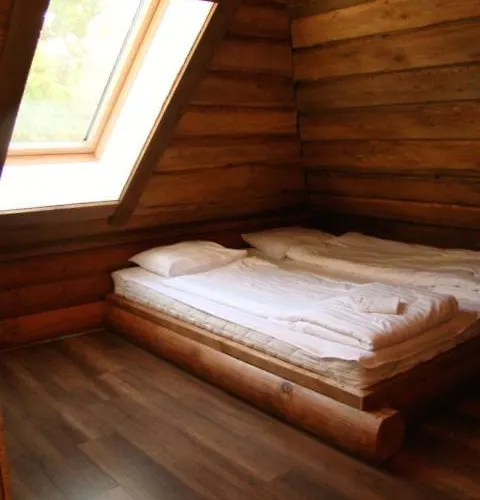 Isakaru Puhkemaja * Otepää