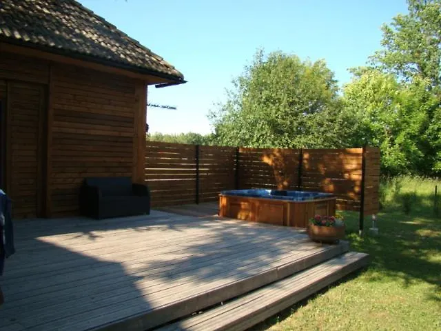 Isakaru Puhkemaja بيت للعطل